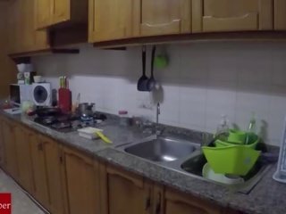 אֲכִילָה שלך כוס ו - תחת ב ה kitchen.raf013