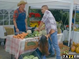 Eva van esztergált tovább és szükség néhány baszás és szopás néhány harkály