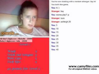 Schoolgirl Plays The Omegle Game