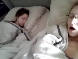 Alluring Big Boobs Teen schoolgirl Risk Masturbate Next To Sleeping Sis On Cam - Fuckcam69.com