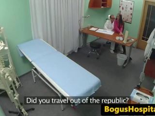 Başlangyç hassahana beauty cockriding her intern