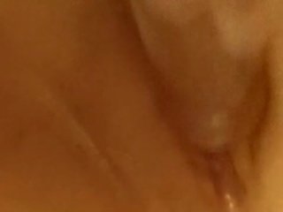 Closeup Toying & Squirting