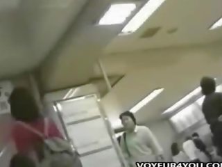 ญี่ปุ่น แฟน มองใต้กระโปรง กางเกงใน ลอบ videoed