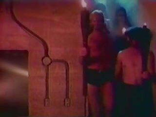 Ginger Lynn Allen, Traci Lords, Tom Byron In Vintage x rated clip