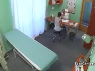 Balingkinitan divinity fucked ukol sa medisina tao sa ospital