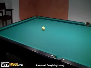 Pick up gyzyň bampery fuck on billiard table
