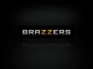 Brazzers - i madh cica në shkollë - (rikki six, keiran i mbrojtur nga era) - duel intentions