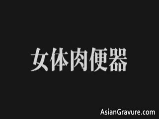 Lahodný asijské rys v bondáž špinavý video dostane