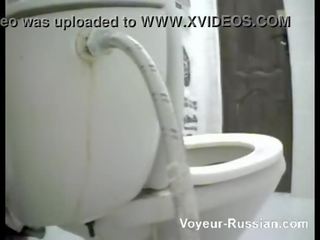 Voyeur-russian wc 110526