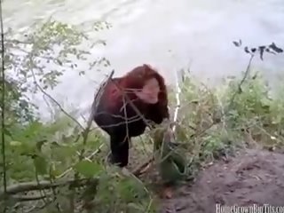 Um bom tarde a foder para baixo por o rio